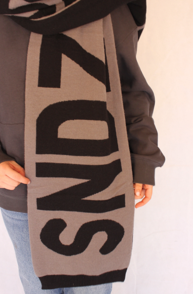 The SNDZ Scarf