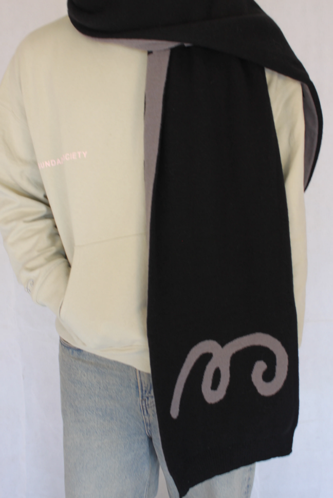 The SNDZ Scarf