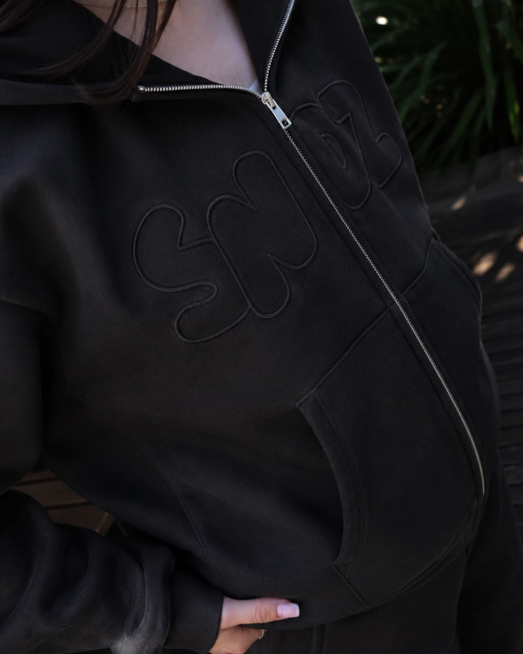 Off Duty Double-zip